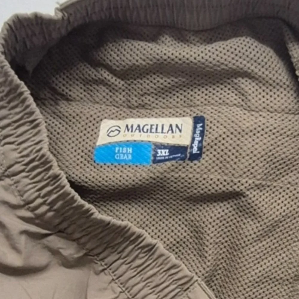 Magellan Outdoor mens fish gear Mag Repel khaki shorts 3XL pockets elastic waist
